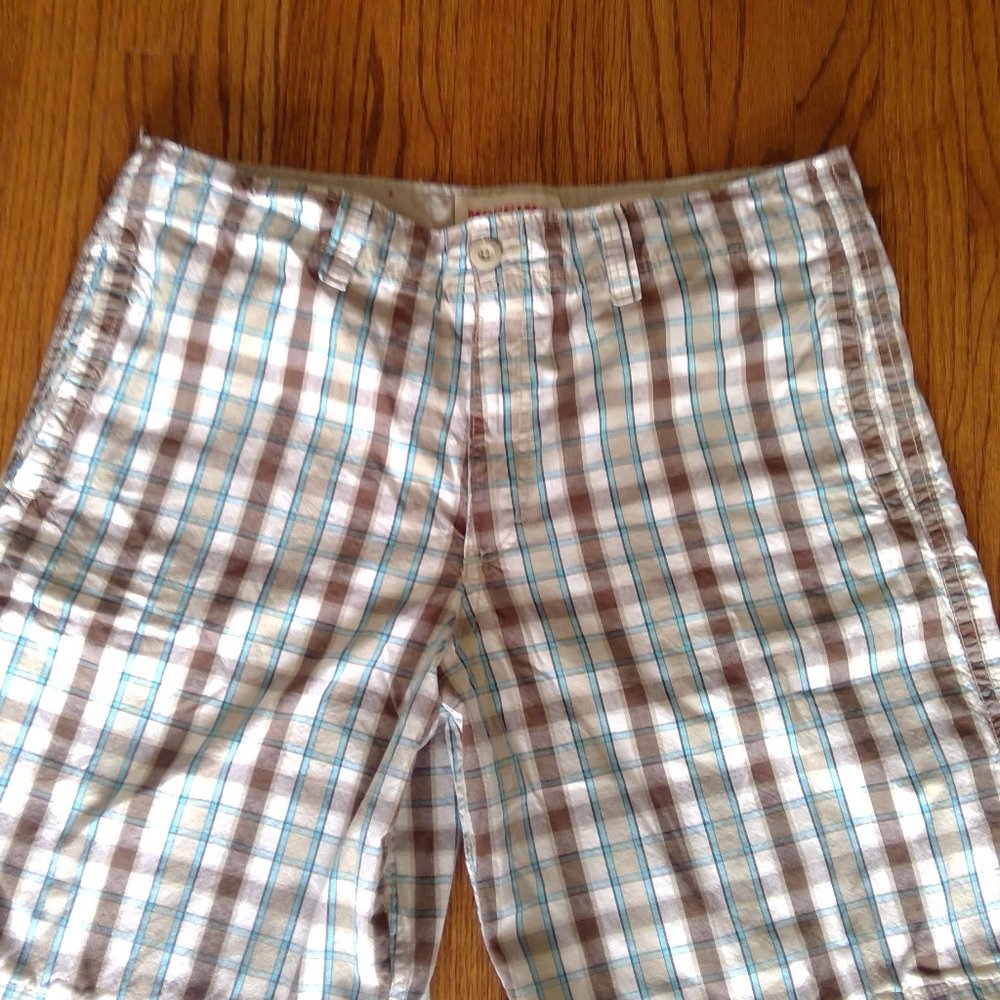 Mossimo Plaid Shorts - Picture 2 of 6